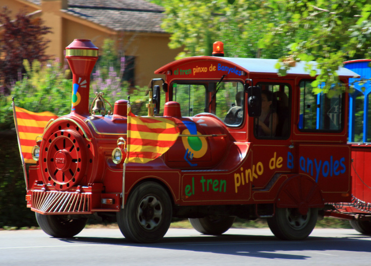 Castañada a Banyoles con trenecito y Besalú